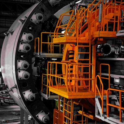Processus de soudage à l'arc de tôle de carbone pour la construction, l'automobile